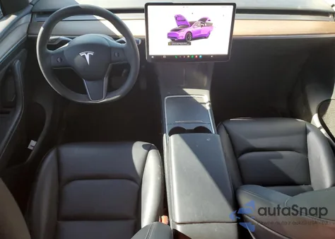 2023 Tesla Model Y z USA, uszkodzony, nr VIN 7SAYGAEE0PF706991